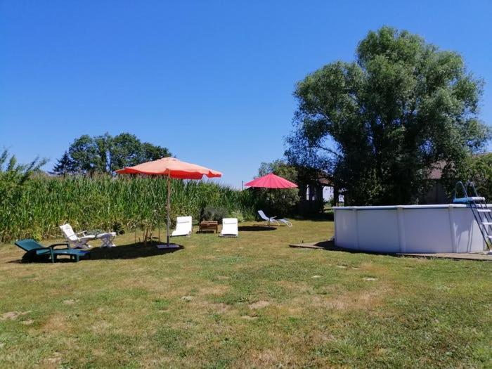 La Grange A Outeaux Bed & Breakfast Montpont-en-Bresse Bagian luar foto